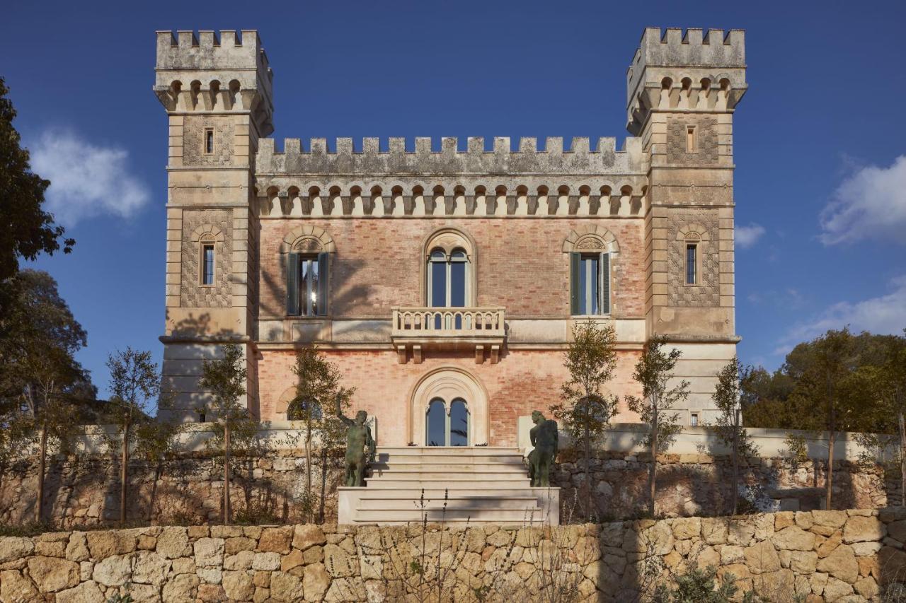 Castle Elvira - The Castle & The Cottage Trepuzzi エクステリア 写真